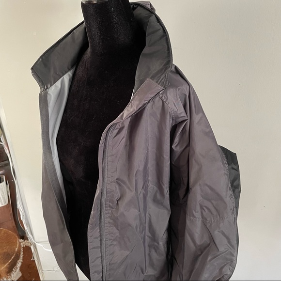 Columbia Zip Up Windbreaker Jacket Lightweight Size Large - Picture 12 of 13